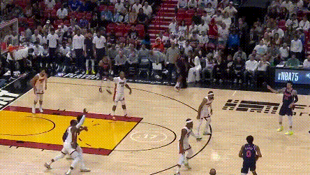 静易墨专栏:76人缺的是什么