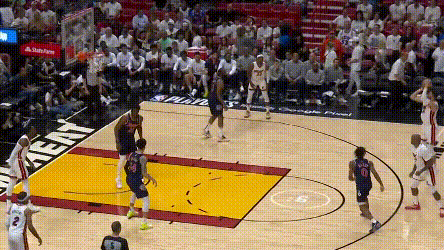 静易墨专栏:76人缺的是什么