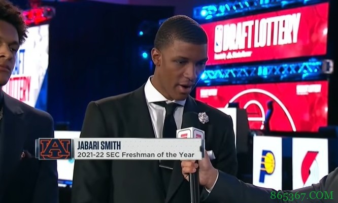 贾巴里-史密斯:我想做的只有努力训练 享受参选的过程