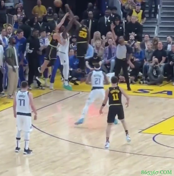 大师级防守!追梦防守回合:站位+预判+迅速补位+迎面大帽