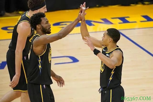 静易墨专栏：G1告诉你勇士是一支什么样的球队