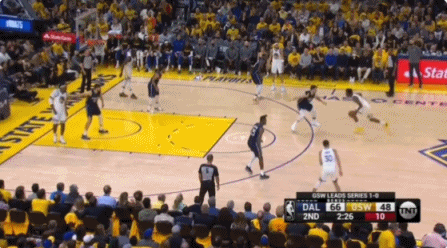 ?维金斯上半场扭到脚踝 下半场坚持打了20分钟+1隔扣失败