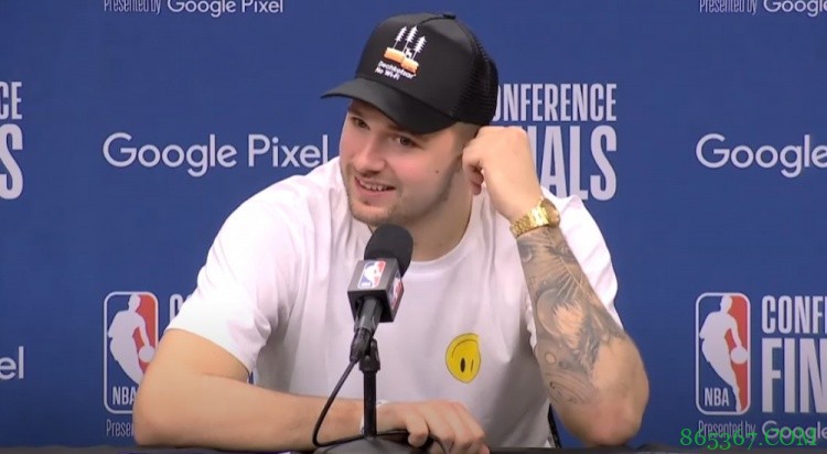 东契奇谈隔扣:看完回放很震惊 希望自己有那样的弹跳