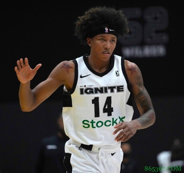 尼记:潜在首轮秀马琼-比彻姆在联合试训上会见76人/独行侠等队