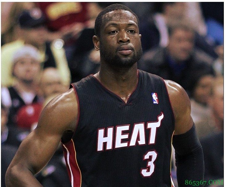 韦德就得州枪击案发声：悲痛难以置信 这是一个悲剧