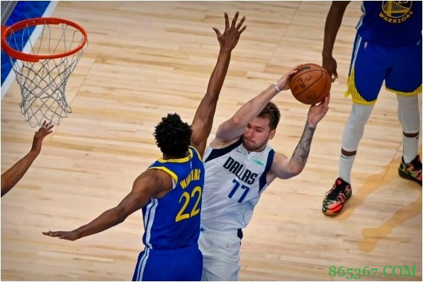 独行侠避免被横扫的背后，勇士待解决的问题