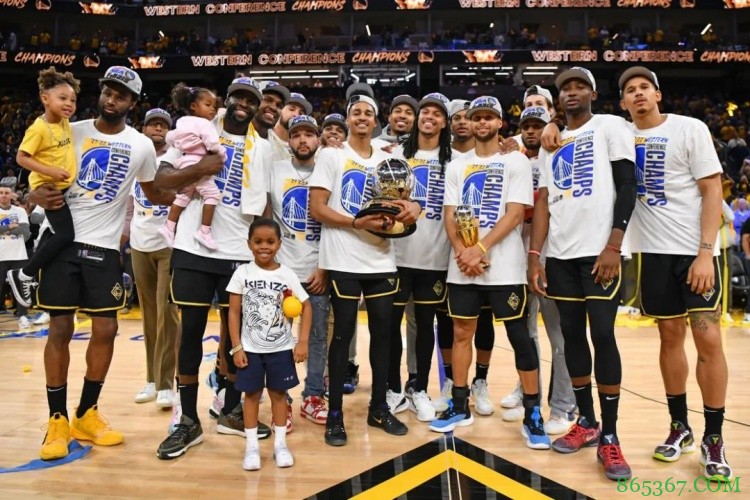 苏群专栏：勇士卷土重来，背后秘诀有这些