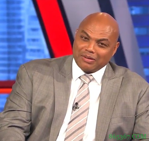 巴克利：如果我是管理层 我会先签后换布伦森