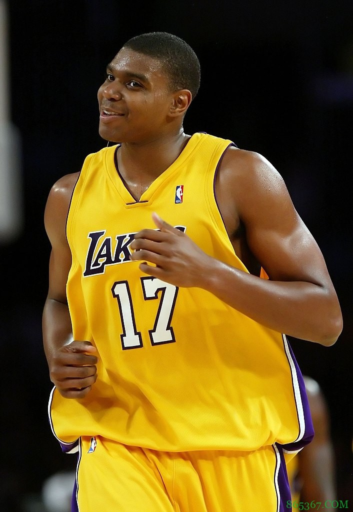 【消失的八零后】拜纳姆——脖子以下世界级（上）