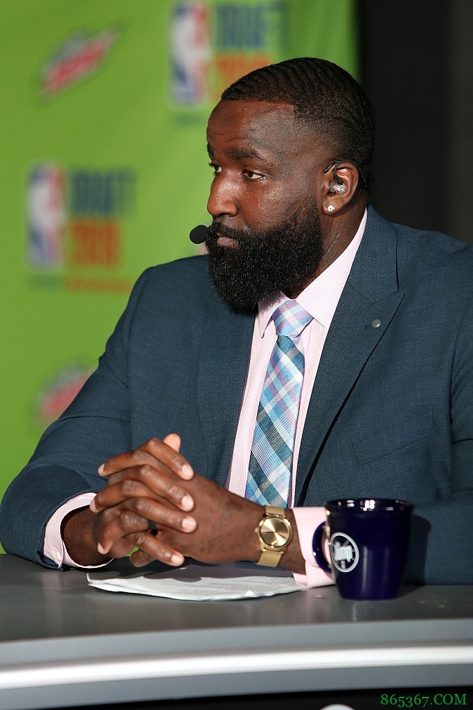 帕金斯投票选择一览：预测准4个奖项 杜兰特防守二阵