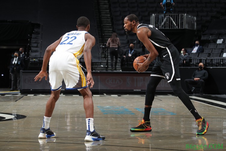 杜兰特换成维金斯仍进总决赛?KD:说这个的人内心长期都受着伤