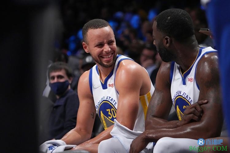 上一次库里季后赛12篮板啥时候?科尔:问追梦吧 库里篮板嗅觉好