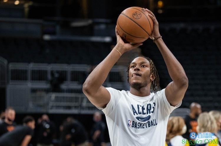 讨论| 篮网的未来：是否继续在欧文身上冒险？自由球员该留下谁？