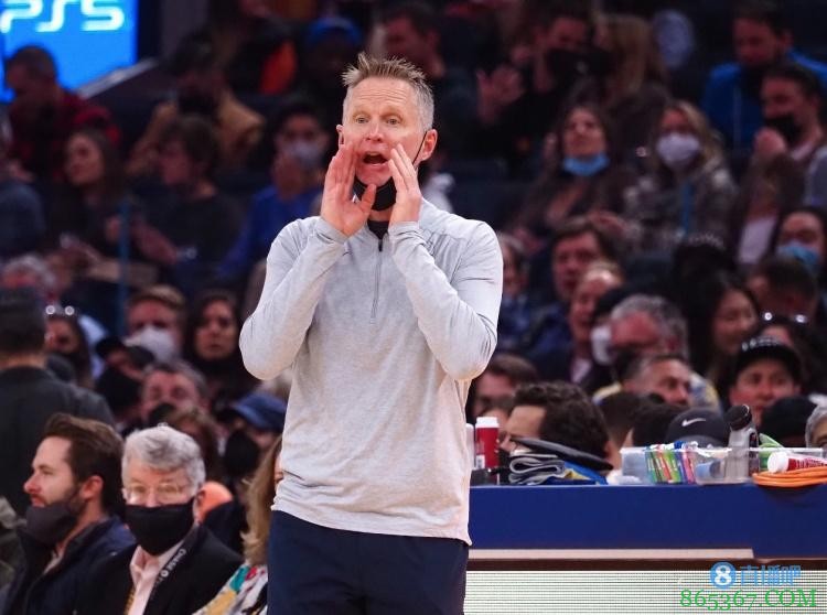 科尔:NBA教练就是和球星合作 不像大学篮球一个人说了算