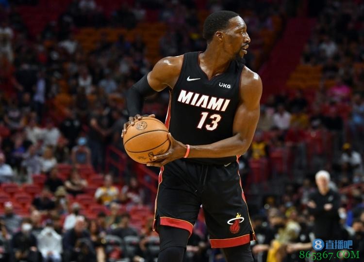 阿德巴约谈恩比德缺阵：不给自己施压 也不能因此影响努力程度