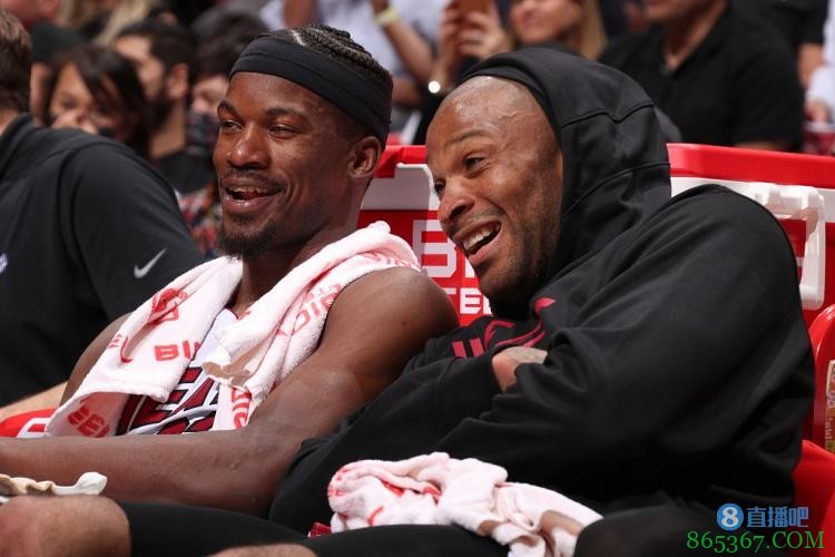 塔克:来了热火我才明白巴特勒有多出色 他从不畏惧大场面