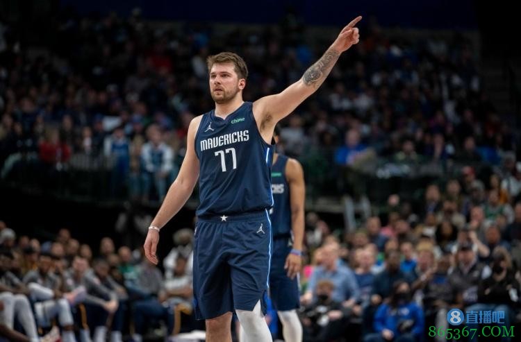 大包大揽！东契奇系列赛总得分&篮板&助攻&抢断均是两队最高