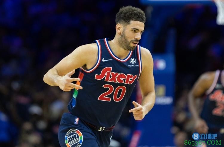 尼昂谈恩比德：他是一名斗士 愿意为球队做任何事