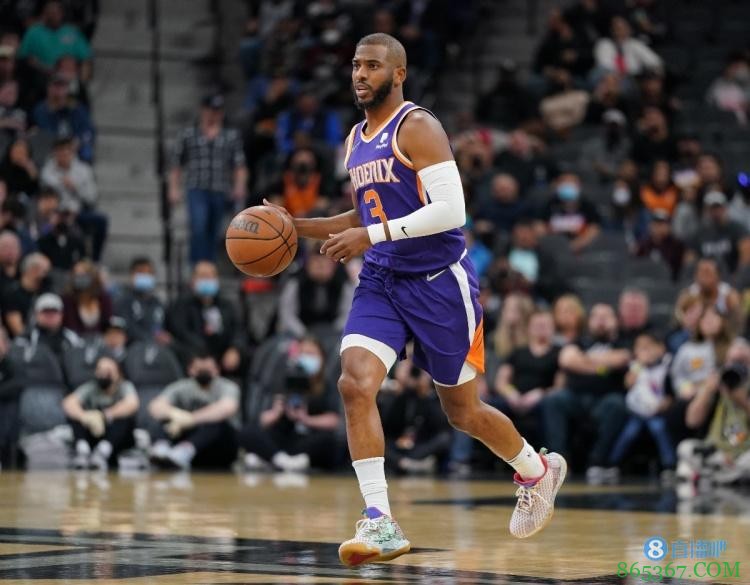 半场领先10分+数据全面占优，敌不过老炮儿的百发百中