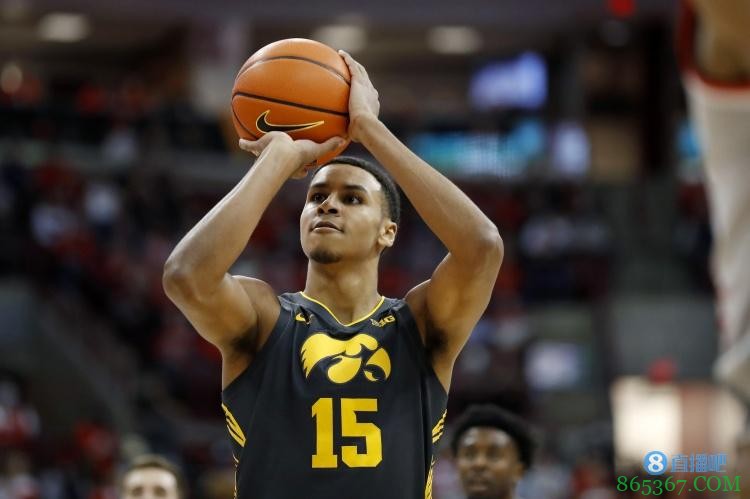 活塞记者:由于选秀顺位掉出前三 球队或将选择基根-穆雷