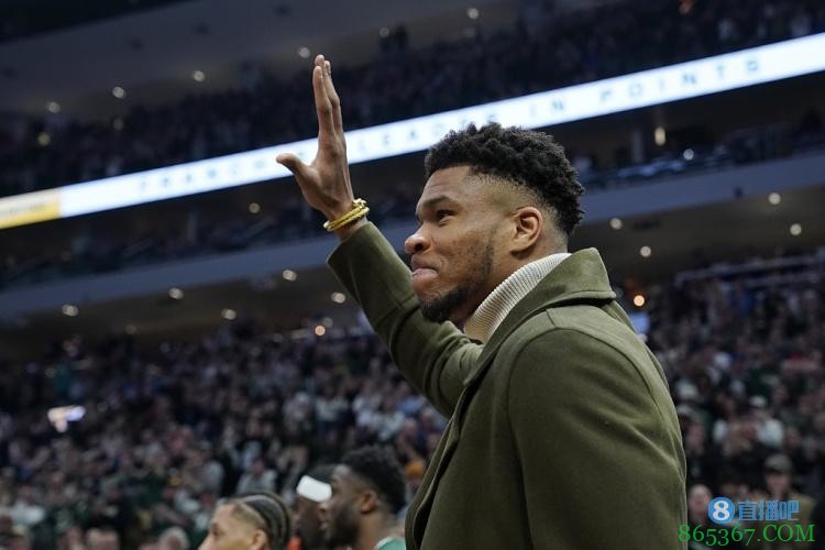 欧媒：字母哥准备代表希腊参加2022年男篮欧锦赛