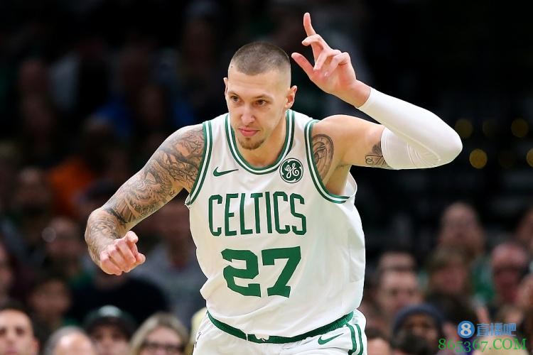 乌度卡谈泰斯首发：希望保持霍福德在四号位上的一贯角色