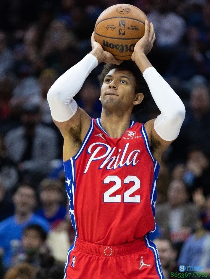 塞布尔成1995年后首位连续入选最佳防阵的替补 上一位是麦克米兰