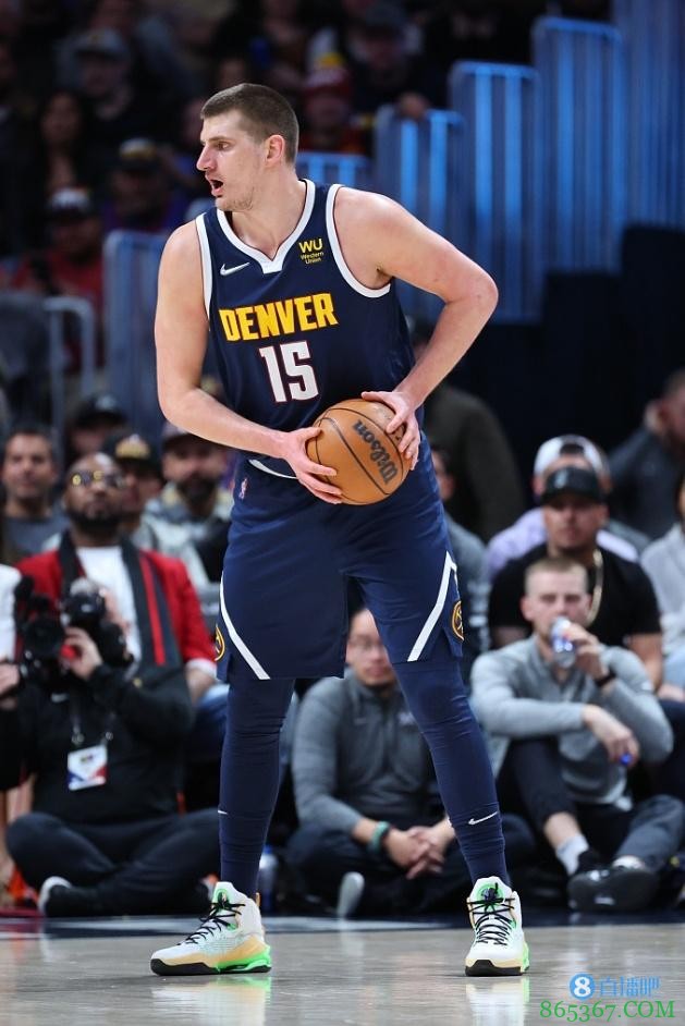 考辛斯：约基奇可能是威少外最不被尊重的MVP