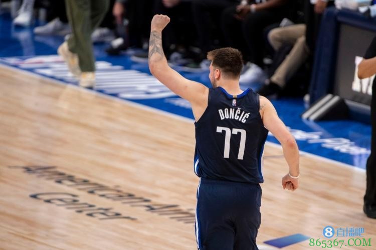 会让库明加防东契奇？科尔：老实说 我不确定有谁能让他陷入麻烦