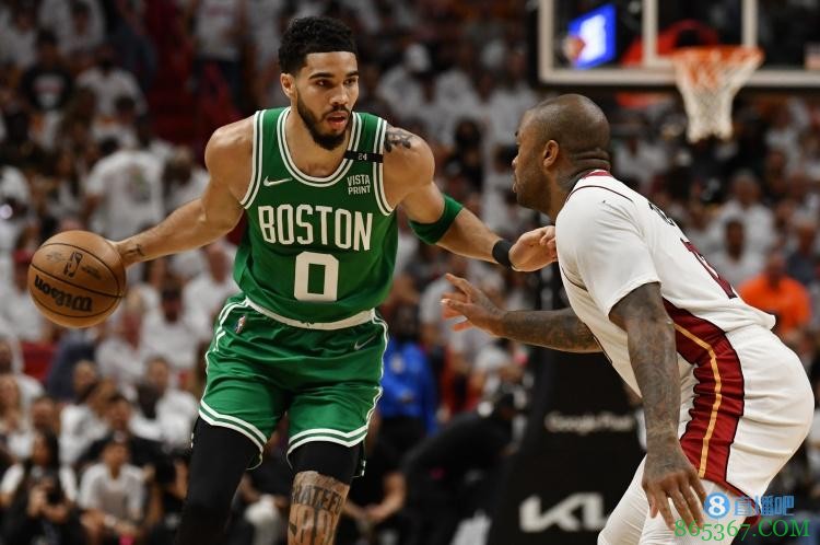 东决G2述评:斯玛特解放塔图姆!主力回归 攻防资源优势明显