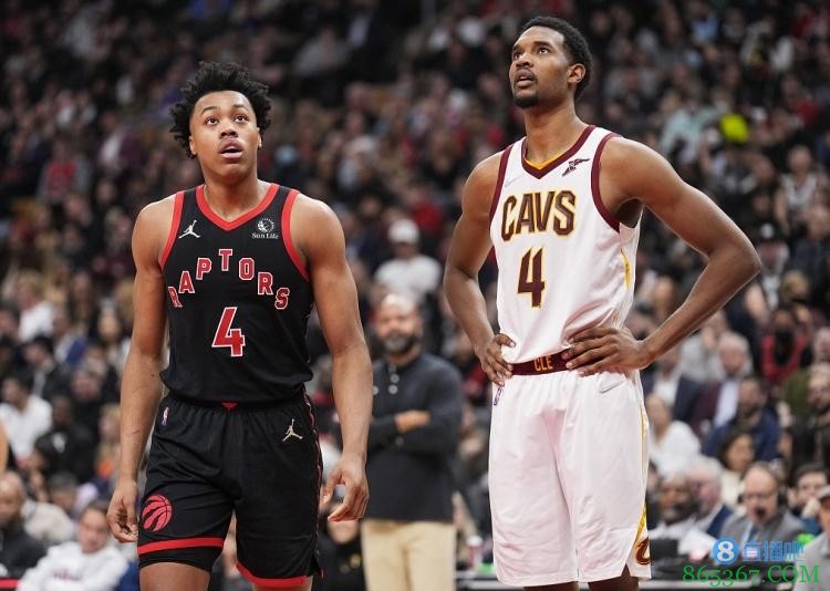 共有4位新秀获防阵选票：莫布里领衔 琼斯&巴恩斯&道苏姆在列