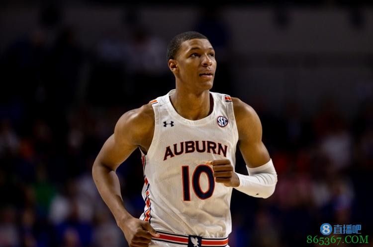 美记：多队坚信魔术会用状元签选贾巴里-史密斯 雷霆榜眼签选切特