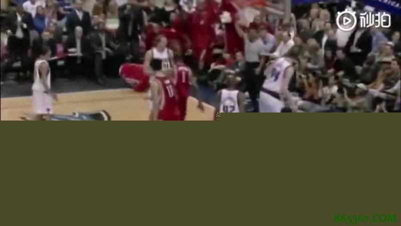 ?17年前的今天 麦迪暴力隔扣“大竹竿”布拉德利&跳投绝杀制胜