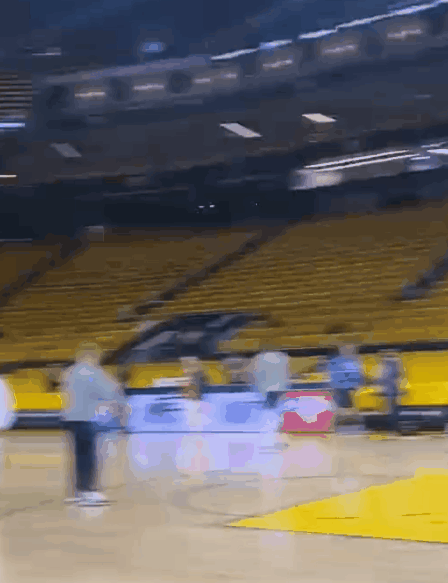 启用秘密武器？博班赛前接连命中45度和弧顶三分球