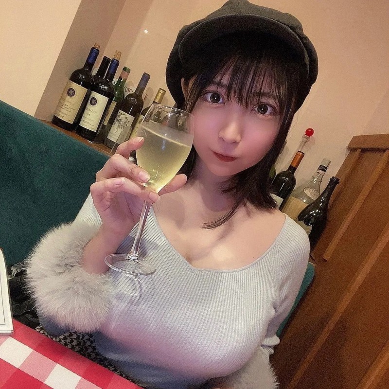 妄想系女友《市原薰》可爱又超大!身前的重量快要让你窒息!