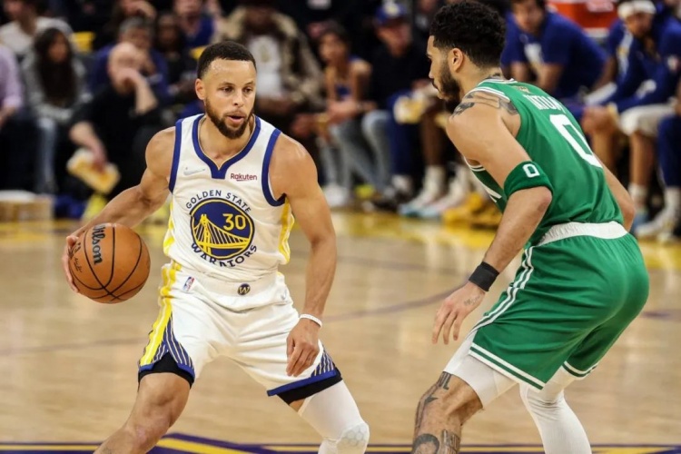 苏群专栏:绿军找到了防库里的密码,勇士如何应对?