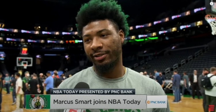 谁是今年季后赛最难防的球员？斯玛特：库里 防守他需要全队努力