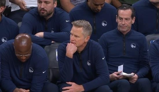 ?勇士三位NBA主帅今日同时夺冠