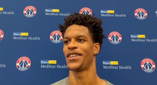 奥尼尔儿子：我在湖人球馆里长大 在父亲夺冠的地方打球会很有趣