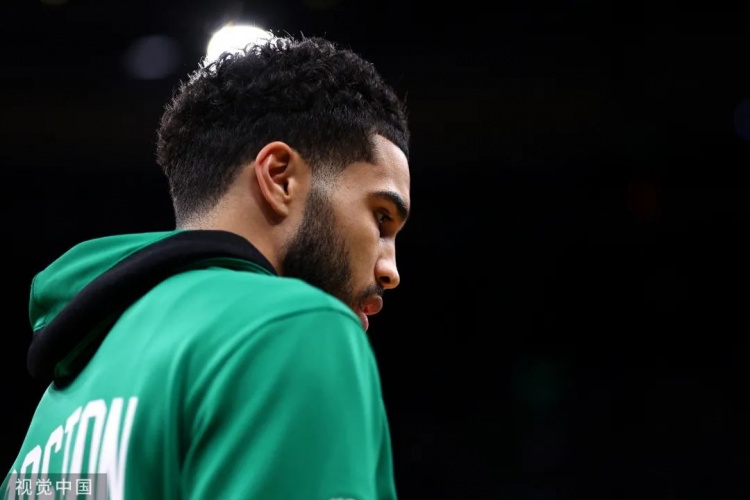 塔图姆：我不是超巨——不，你必须得是