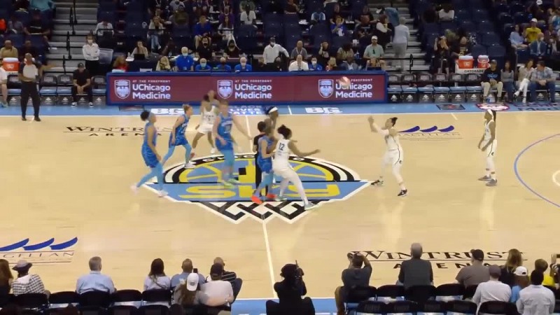 ?WNBA-李月汝未出场 范德斯鲁特18+5+6&三分绝杀 天空险胜山猫