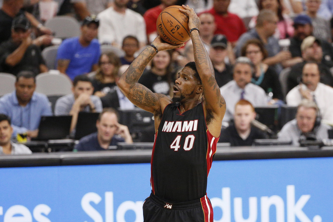 哈斯勒姆:我绝对配得上进名人堂 我场内外影响力都很特别