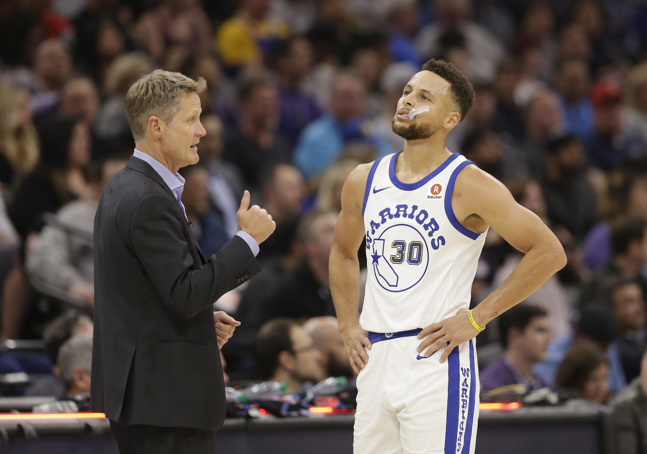 科尔:库里让我想起了邓肯 二者都是谦逊和自信的完美结合体