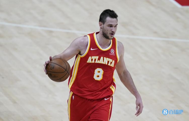 绿军记者:如马刺放弃加里纳利 凯尔特人将对其有意