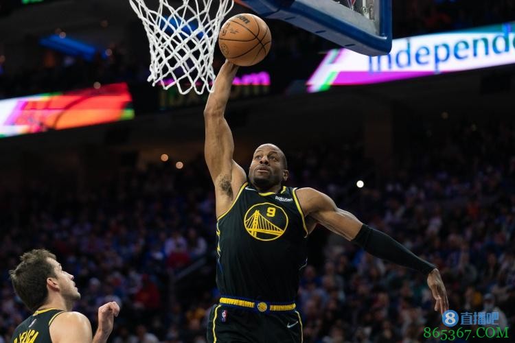 一哥谈15年FMVP:我配得上 整个计划就是为我击败詹姆斯而设计的