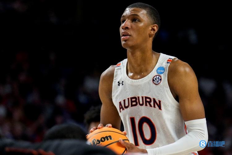 贾巴里-史密斯：在雷霆试训了四天 球队测试了我的无球&终结等