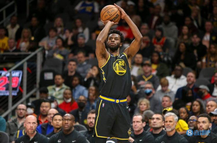 维金斯：第3节我们沉着冷静但第4节对方更强硬 罗威是篮筐守卫者