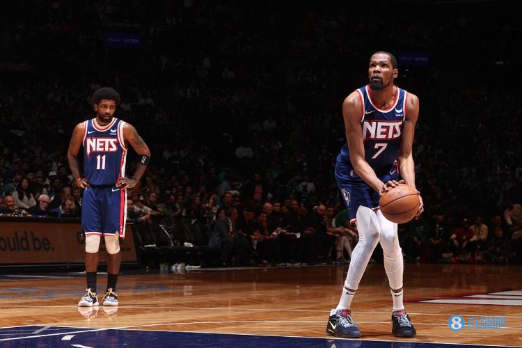 Windhorst:杜兰特肯定不允许篮网重建 这会成为欧文的谈判资本