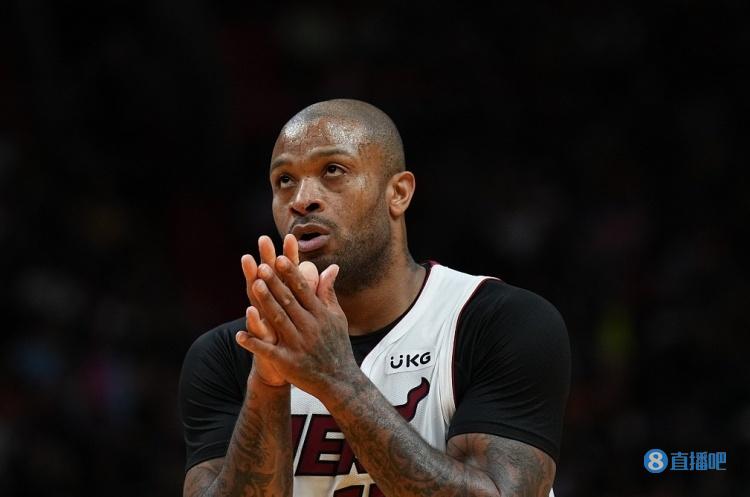 Shams：PJ-塔克不会执行下赛季价值740万美元的球员选项