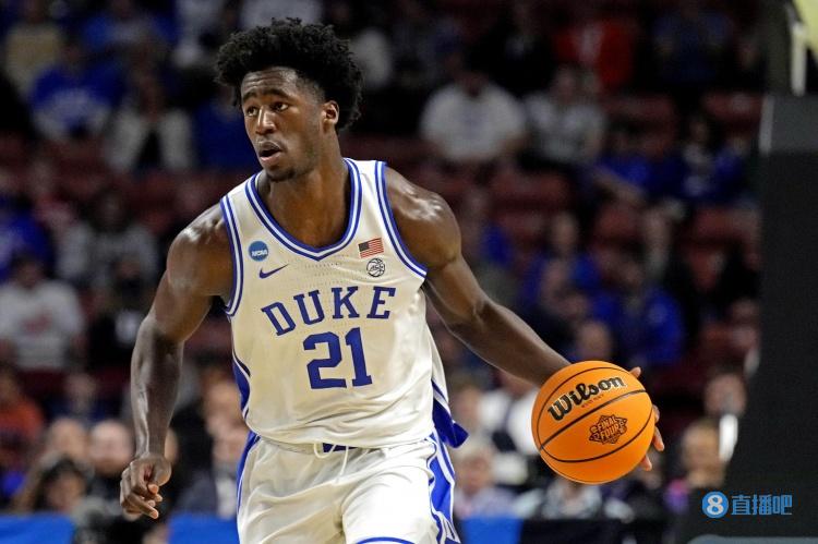 AJ-格里芬:我非常崇拜吉米-巴特勒 看了很多库里的比赛